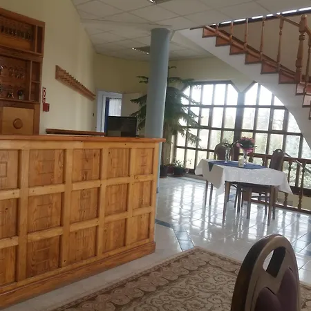 Holdfeny 3* Kapolnasnyek