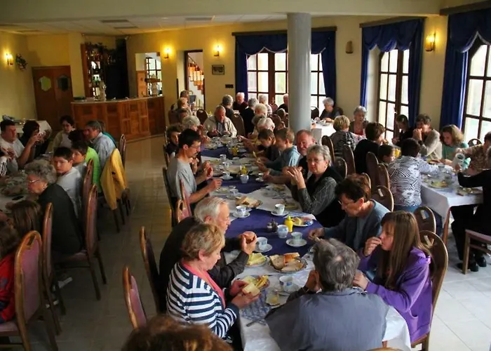 Hotel Holdfeny 3*